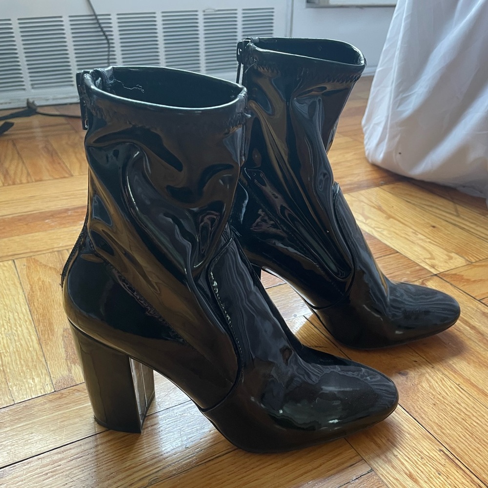 Aldo Black Heeled Boots Sz 7.5